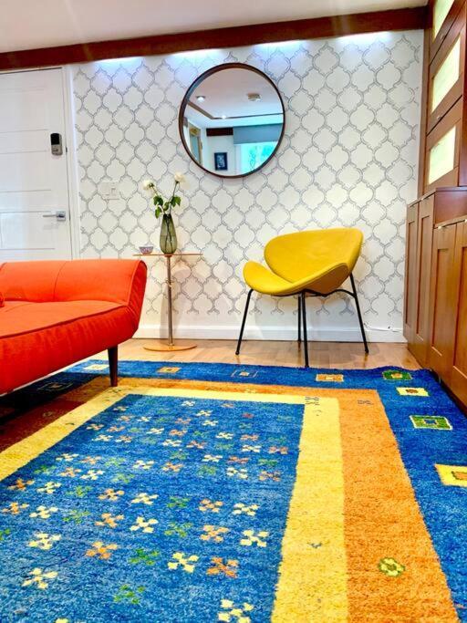 Live In This Iconic East Side Lower Level Unit Providence Extérieur photo